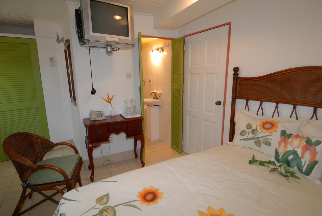 Deyna'S City Inn St. George's Eksteriør bilde